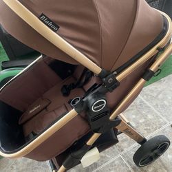 Beautiful And Almost New Stroller 