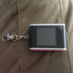 Digital Photo Viewer Keychain