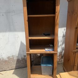 FREE - Wooden Shelves 