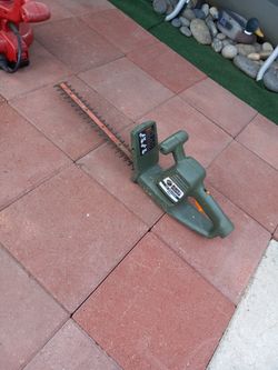 Black & Decker Trimmers