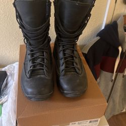 Danner Reckoning 8 Black Hot Men Size 8.5 D  Made In USA