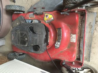 Briggs and Stratton Murray lawnmower
