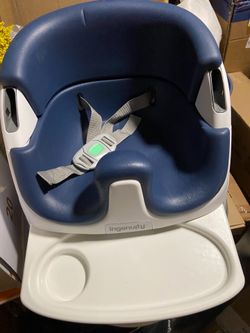 Portable baby feeding chair $20