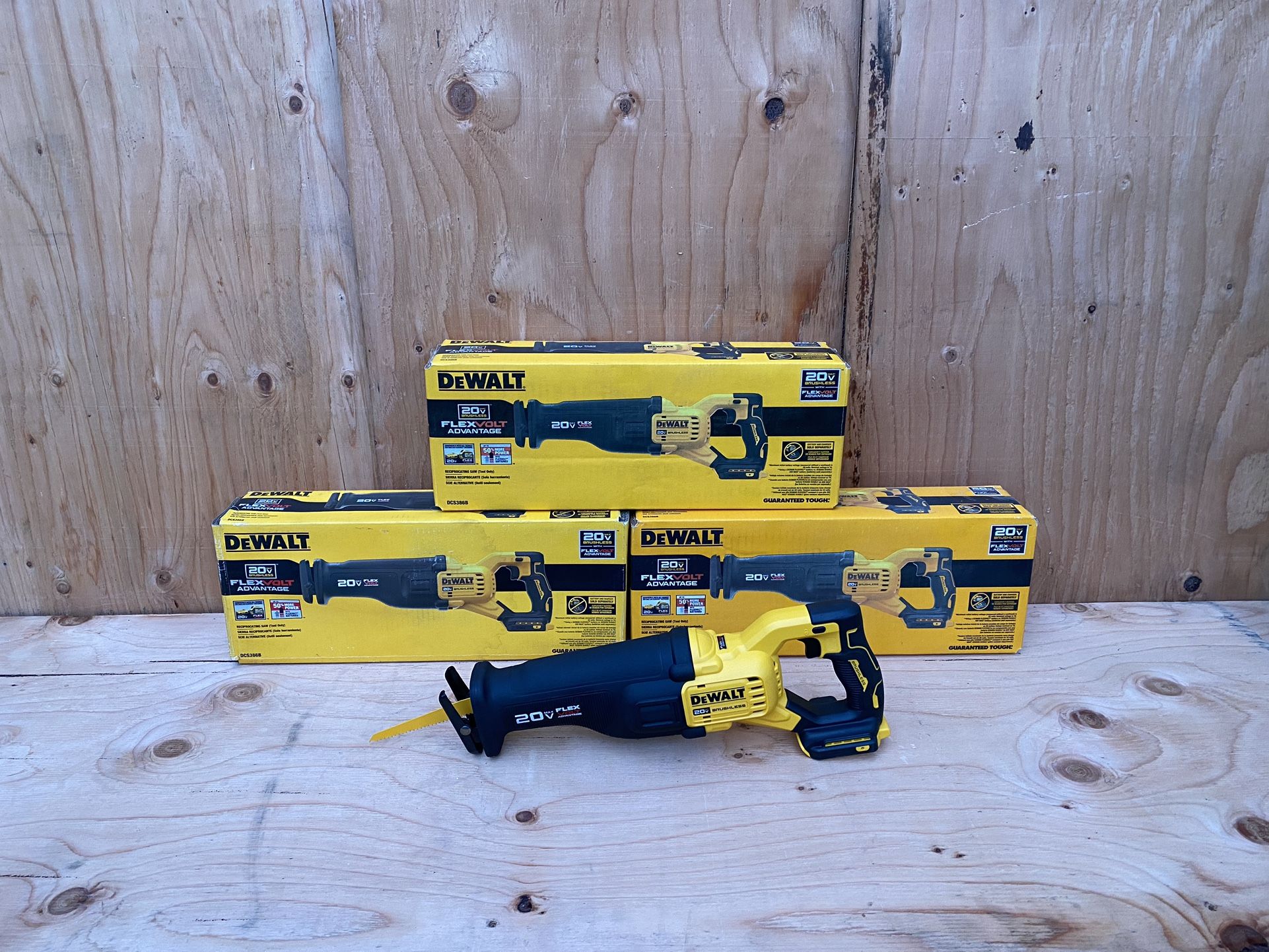 Dewalt 20v Brushless Reciprocating Saw Flex Volt Advantage Sawzall Model DCS386 (Tool Only)