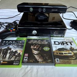 Microsoft Xbox 360 S with Kinect 250GB Glossy Black Console 4 Games Included