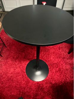 New black pub table