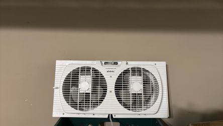 Window fan