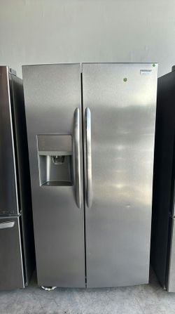 Frigidaire Side by Side Stainless Steel - Large Capacity, Adjustable Shelves