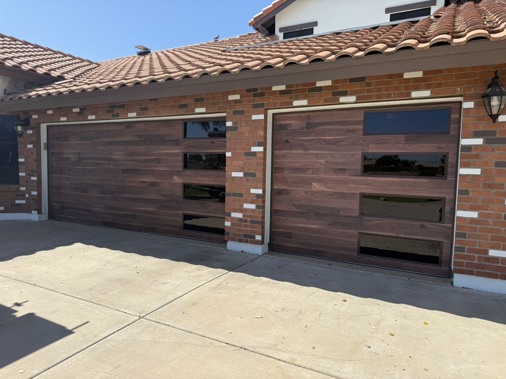 Beautiful Garage Doors! Any Size, Insulation Steelback And Quality Hardware. Ask For Pricing