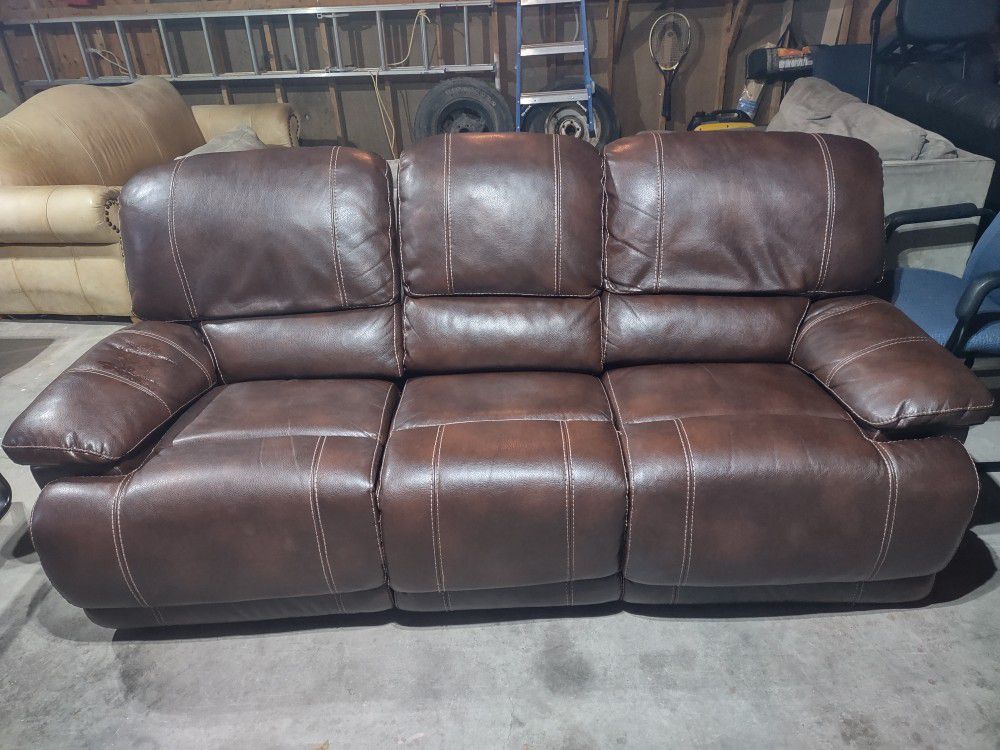 REFURBISHED RECLINING COUCH 