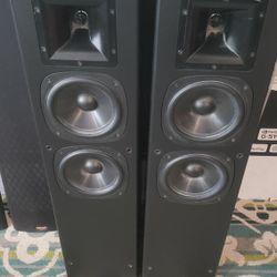 Klipsch SF2 Black Floorstanding Speakers $275. Pickup In Oakdale 