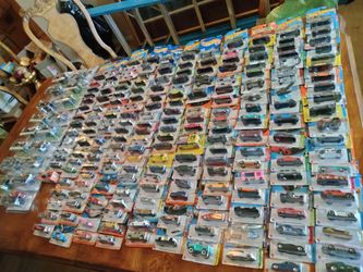 100 Hot Wheels And 18 Just For Trucks Toy Collectible Car Still Brand New