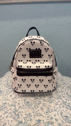Disney loungefly mickey mini backpack