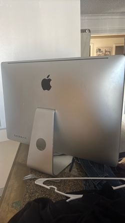 Apple iMac computer