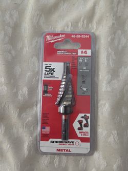 Milwaukee  3/16 in. - 7/8 in. #4 Black Oxide Step Drill Bit (12-Steps)