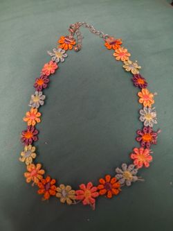 Colorful flower choker necklace