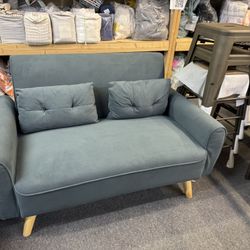 Small Loveseat (accent Chair) 