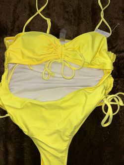 Sexy yellow bathing suit