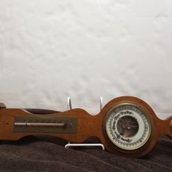 Weather Station Thermometer Barometer 
