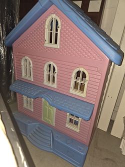 Vintage Little Tikes Doll/Barbie House
