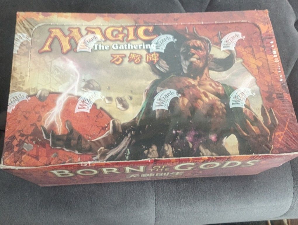 Born of the God's Chinese Sealed booster Box