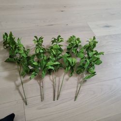 5 Faux Greenery Stems