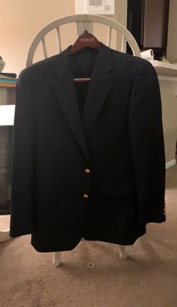 Men’s 42R Ralph Lauren Navy Blue Sport Coat. Like new.