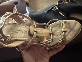 Sandal