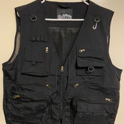 Brand new Army Black tactical / utility vest (Size M).