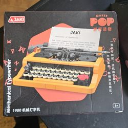 1980 antique typewriter lego