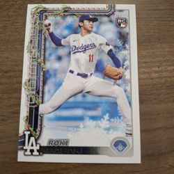 2025 Topps Holiday Rc Roki Saski Short Print