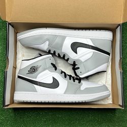 Jordan 1 Mid “ Light Smoke Grey ”