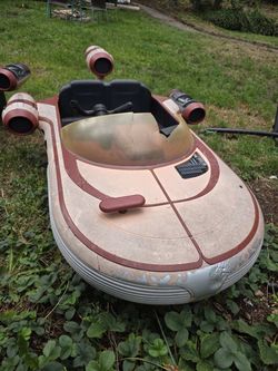 Star Wars land speeder power wheels