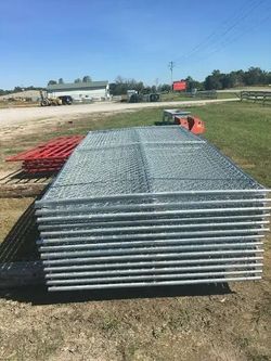 12 C 6 Ft temporary fencing