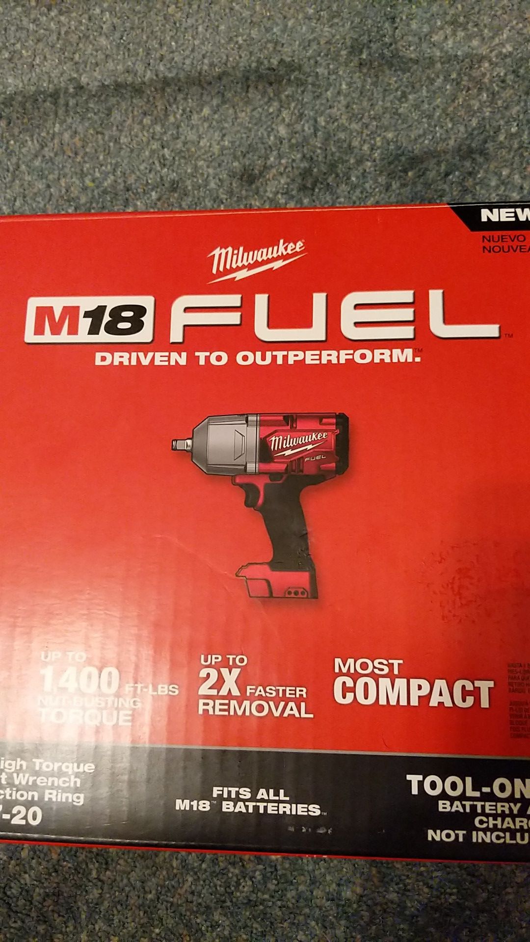 Milwaukee 1/2" impact wrench with friction ring