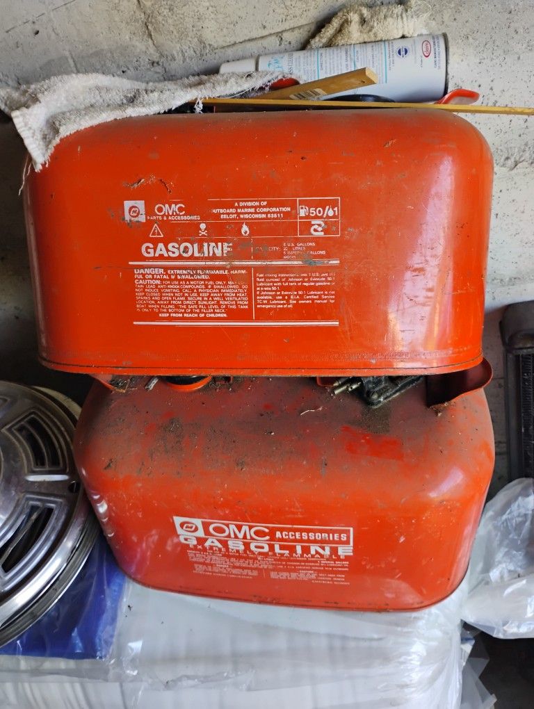 Johnson Evinrude Force Mercury Gas Can 5 Gallon Omc Excellent