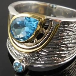 LADIES  NEW SIZE  7 MODERN OCEAN BLUE GEOMETRIC ETERNITY BAND