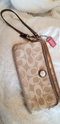 Coach wallet wristlet sparkly tan