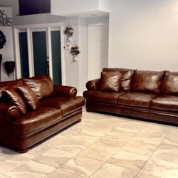 Gorgeous Pure Leather Couch And Loveseat Set Excellent Condition No Rips No Tears No Scratches 