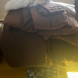 TWO QUEEN COMFORTS/FOUR PILLOWS with SIX CASES/FLAT &FITTED SHEET