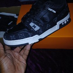 Louis Vuitton Trainers 