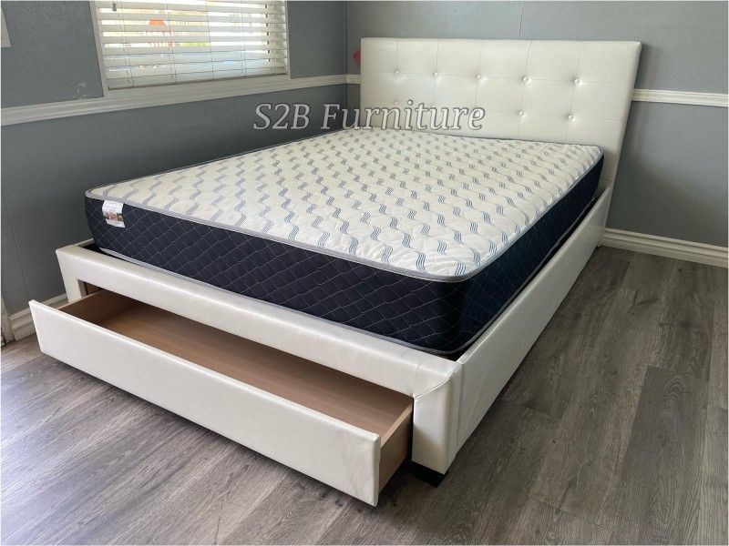 Queen White Plain Button With Orthopedic Matres!!