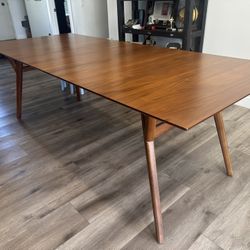 Mid Century Modern Dining Table 