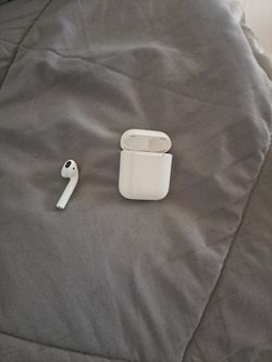 Iphone earbud.