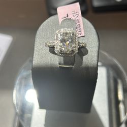 Lab Grown Diamond Radiant Cut 1.53 Ct Diamond Weight