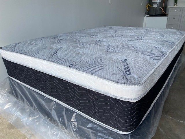Queen Euro Bamboo Pillow Top!!