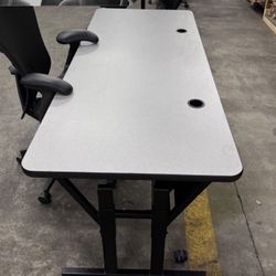 Commercial Grade Office Desk Training Table 60x30 Qty 1
