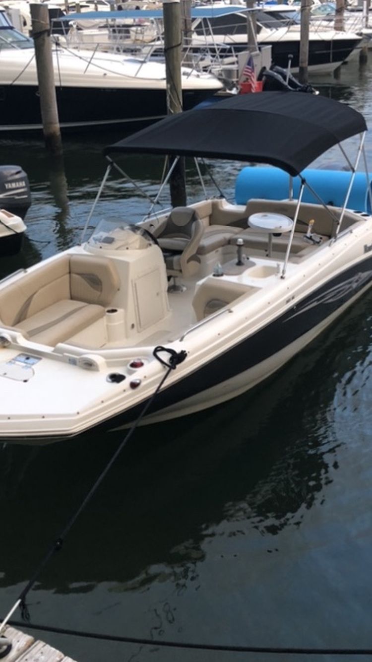 Photo Boat Rent