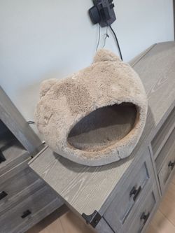 Cat bed brand new