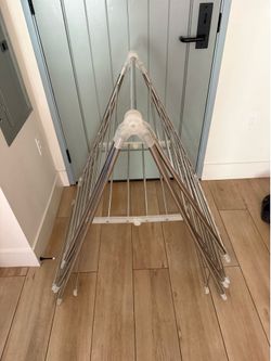 FREE Clothes Drying Rack - Foldable